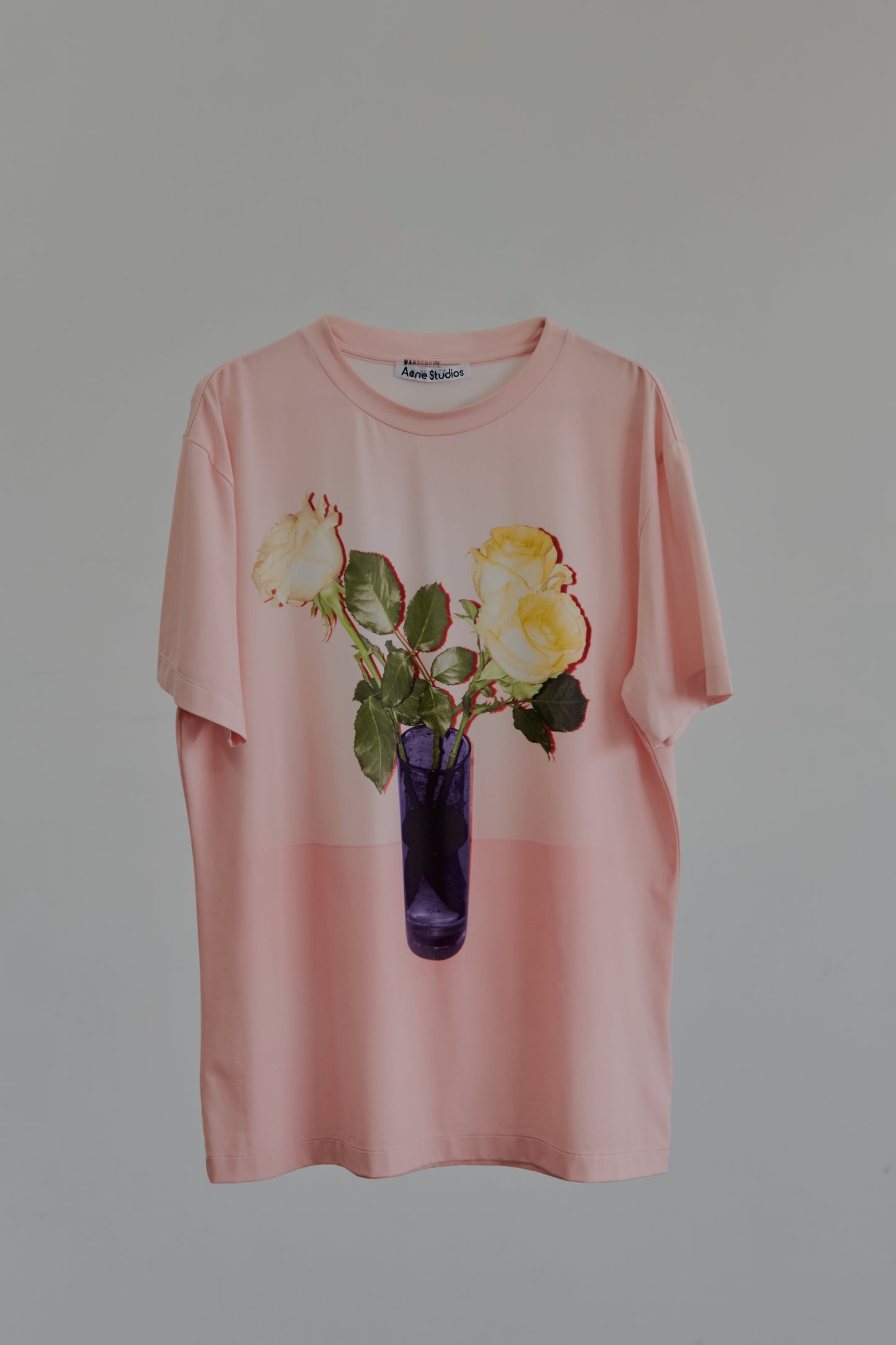 Playera Acne Studios vintage cropped